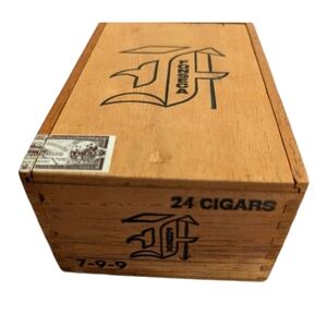FONSECA Vintage Slide Top Box Empty Wooden Dovetail Corner Cigar Container 7x5